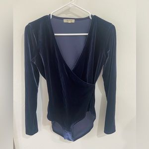 Madewell Velvet Plush Wrap Bodysuit Navy V-neck Long Sleeve Size S